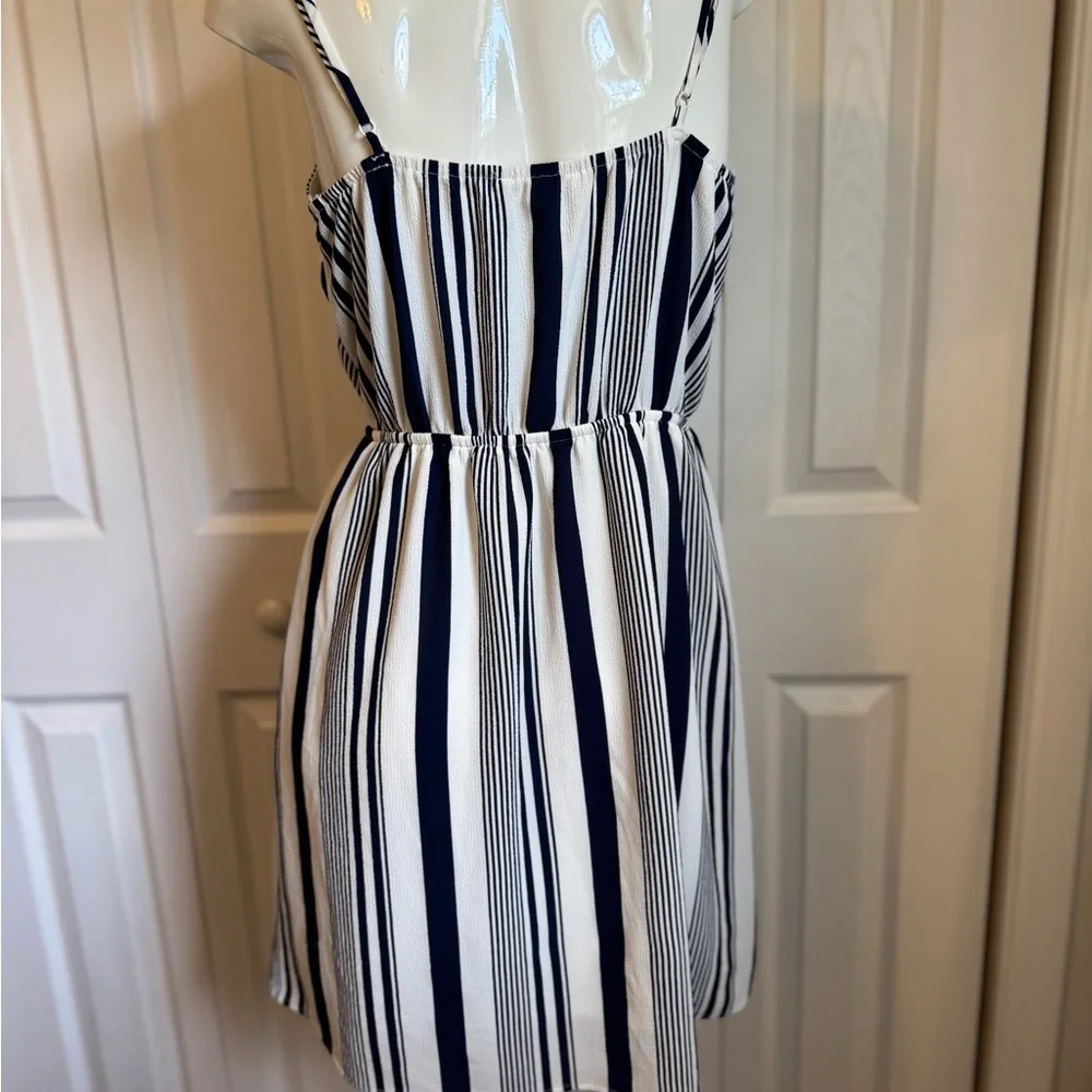 Monteu Striped Navy White Sleeveless Dress Size  juniors large adjustable strap - Picture 6 of 12